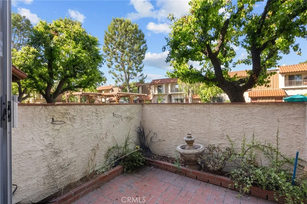 19545 Sherman Way 74, Reseda, California 91335 home-pic-21