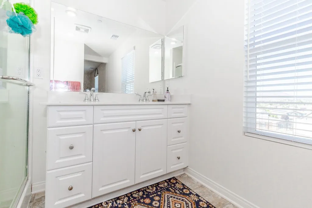 41302 Vintner, Lake Elsinore, California 92532 home-pic-25