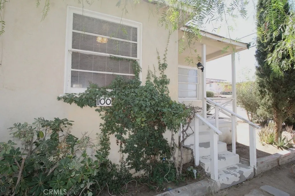 100 E Desert View, Barstow, California 92311 home-pic-35