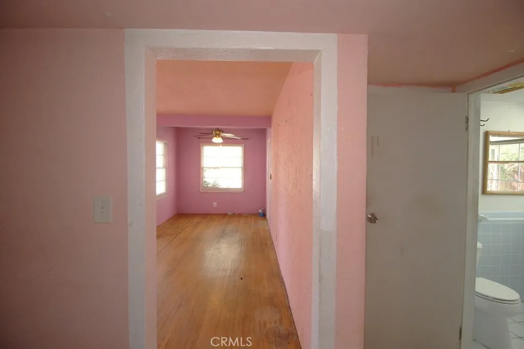 100 E Desert View, Barstow, California 92311 home-pic-18