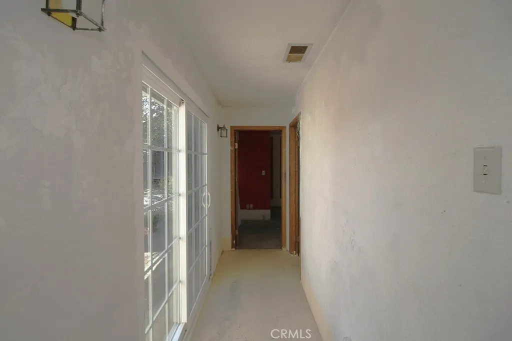 100 E Desert View, Barstow, California 92311 home-pic-21