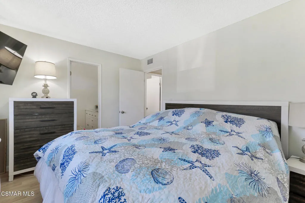 1932 Heywood St  -  HsHProd-2