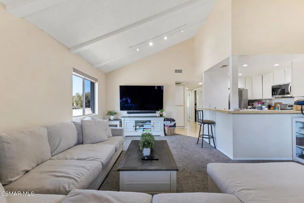 1932 Heywood St  -  HsHProd-13