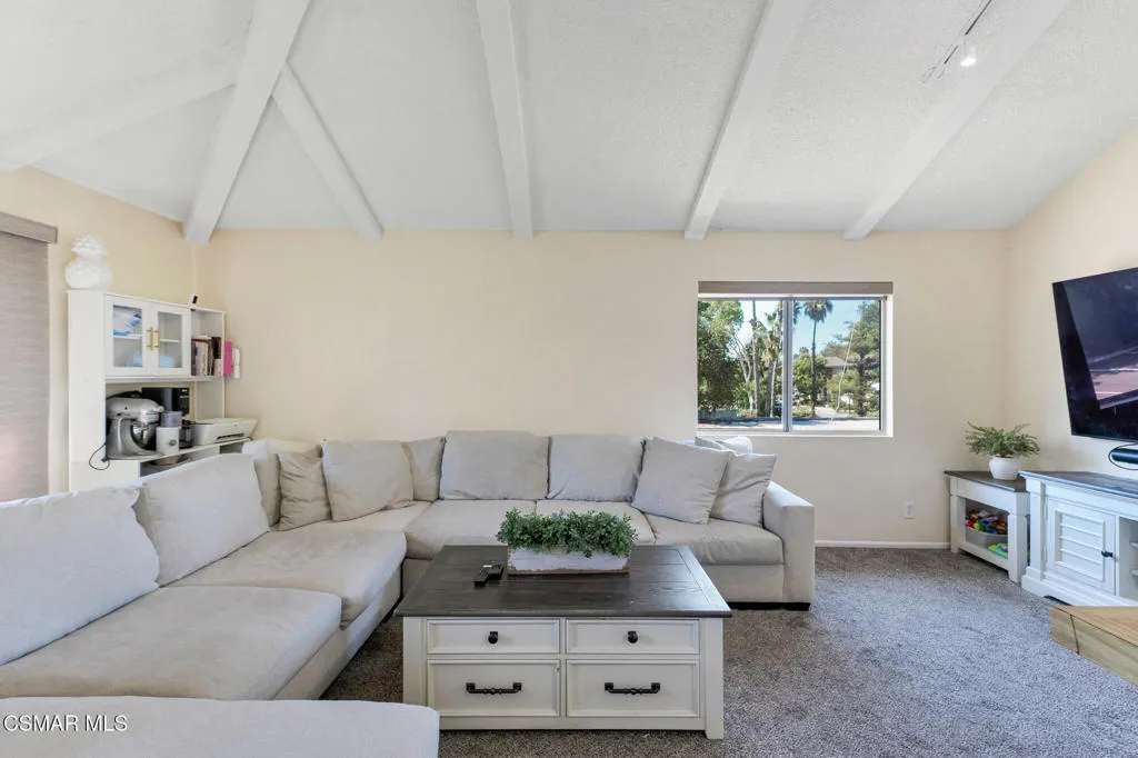 1932 Heywood St  -  HsHProd-21