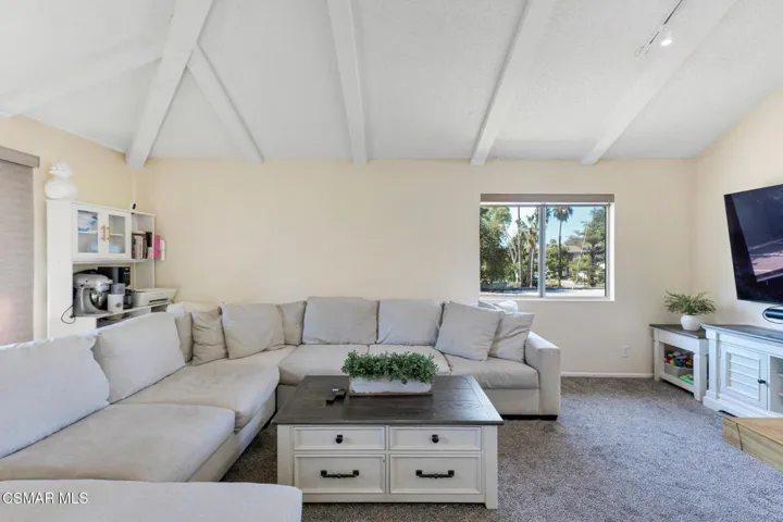 1932 Heywood St  -  HsHProd-21