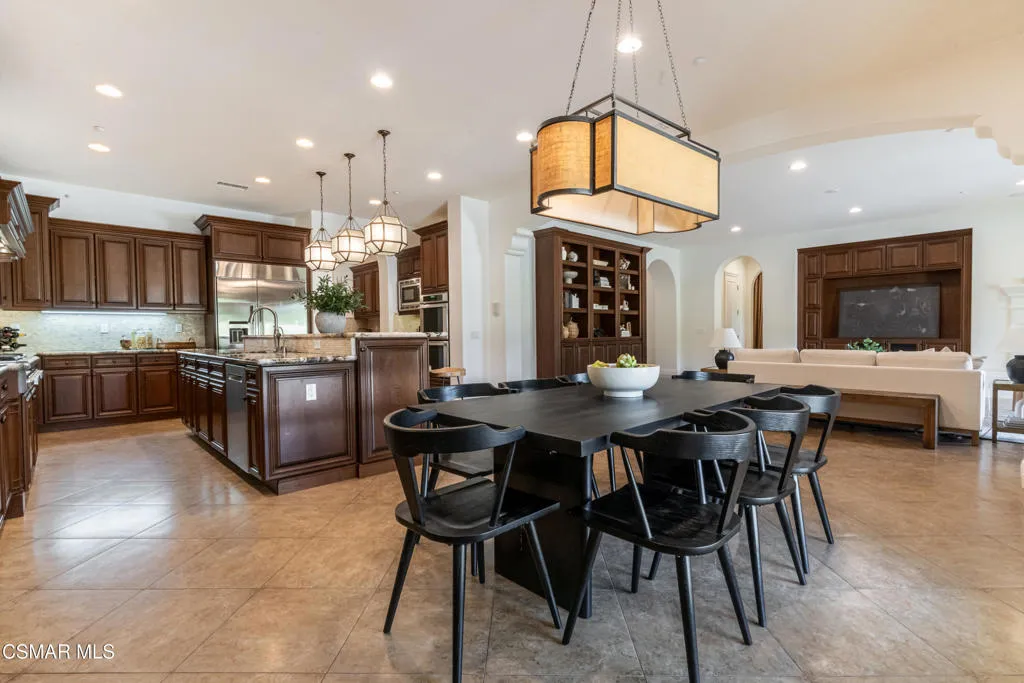 790 Via Sedona, Newbury Park, California 91320 home-pic-11