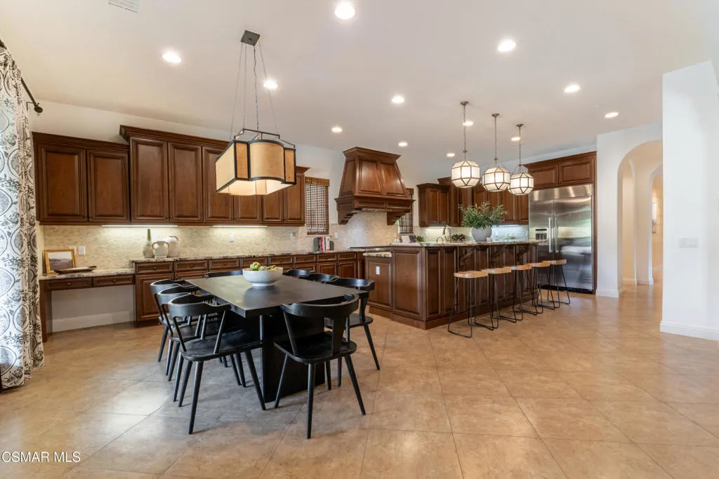 790 Via Sedona, Newbury Park, California 91320 home-pic-9