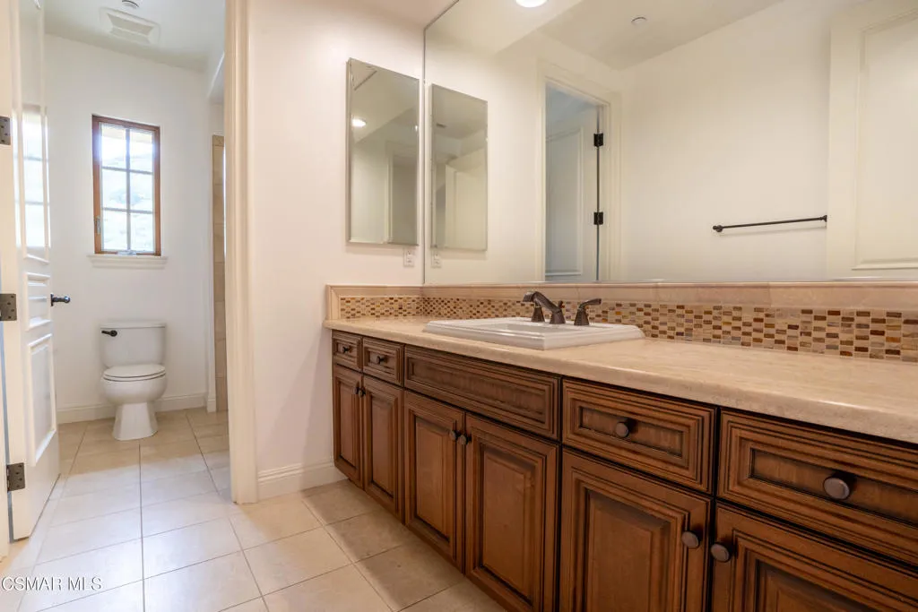 790 Via Sedona, Newbury Park, California 91320 home-pic-24