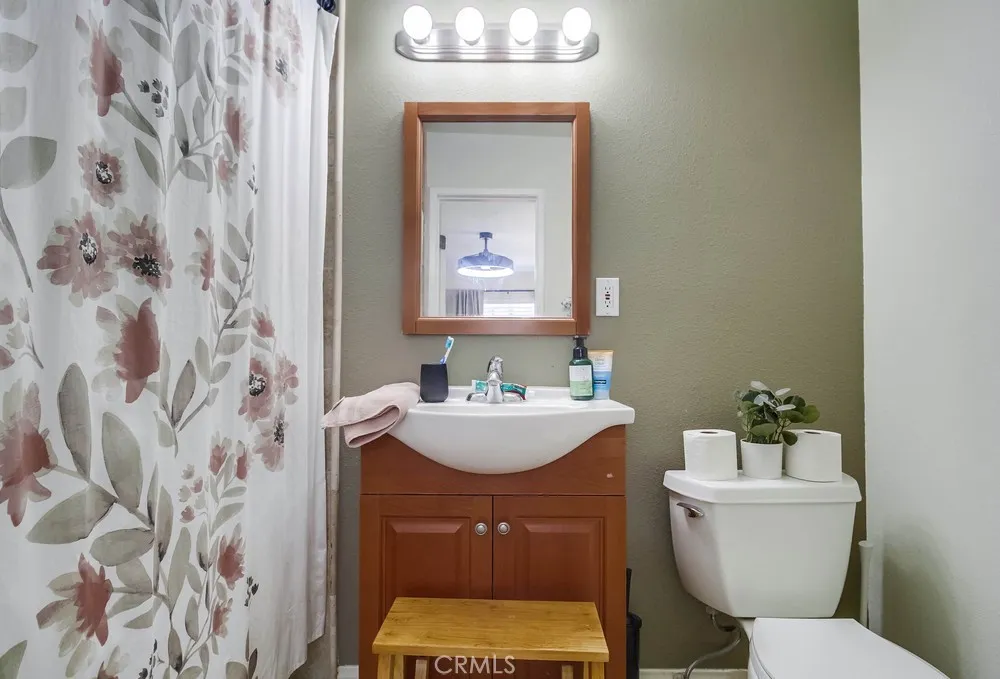 247 W Park, San Ysidro, California 92173 home-pic-21