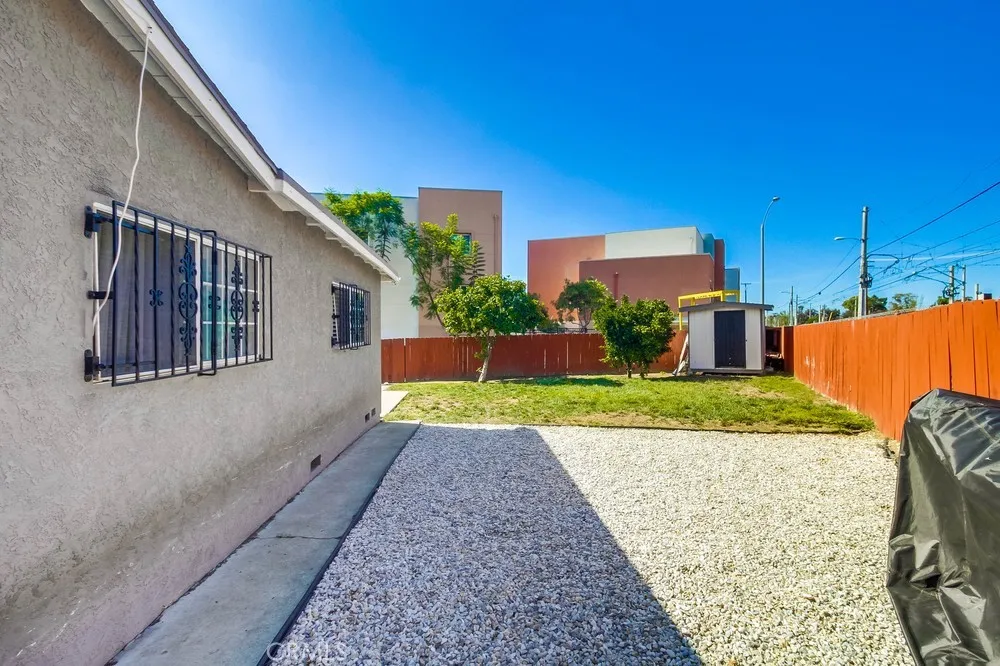 247 W Park, San Ysidro, California 92173 home-pic-34
