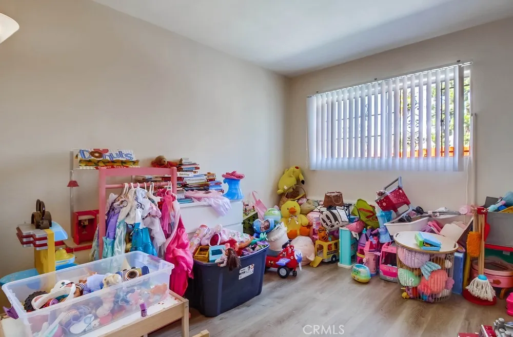 247 W Park, San Ysidro, California 92173 home-pic-25