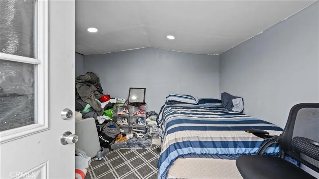 1030 Western, Colton, California 92324 home-pic-24