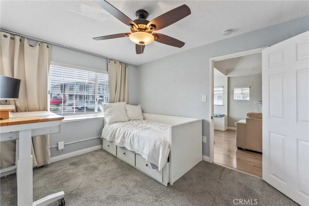 126 E E Balboa, Newport Beach, California 92661 home-pic-13