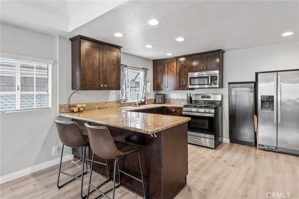 126 E E Balboa, Newport Beach, California 92661 home-pic-9