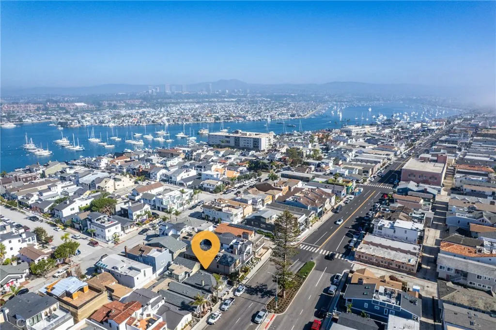 126 E E Balboa, Newport Beach, California 92661 home-pic-49