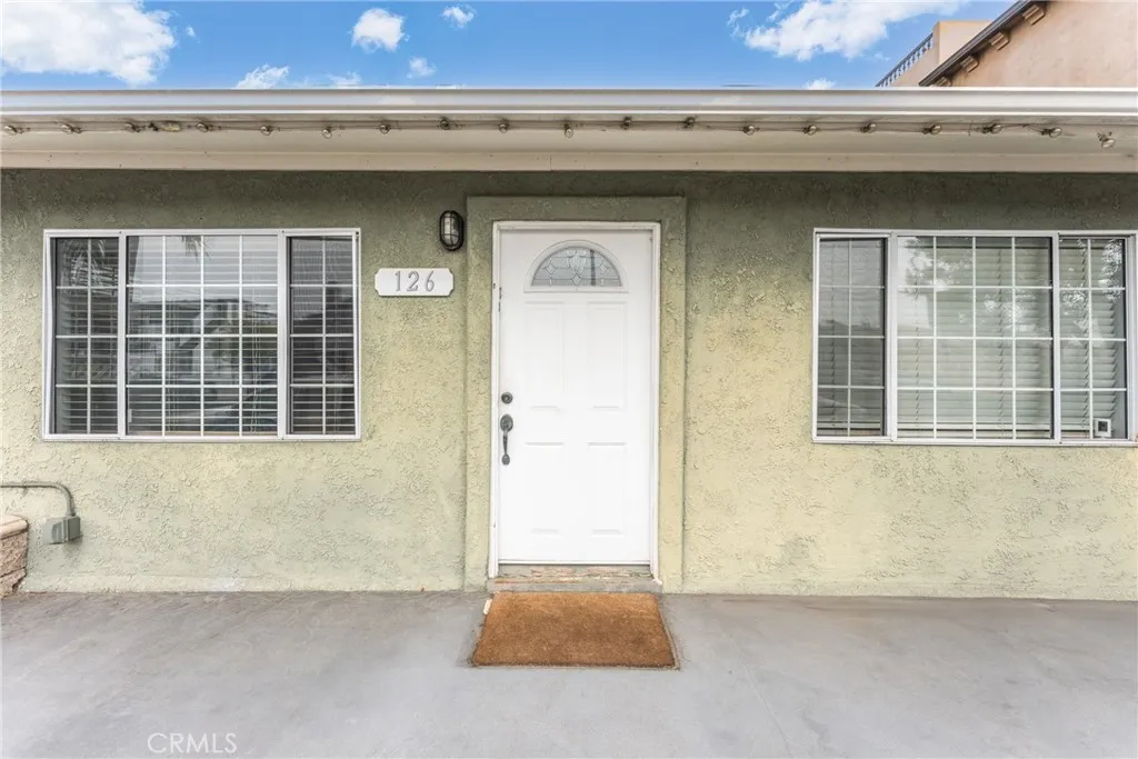 126 E E Balboa, Newport Beach, California 92661 home-pic-57