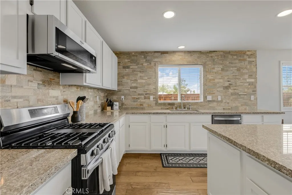 36948 Gallery, Beaumont, California 92223 home-pic-6