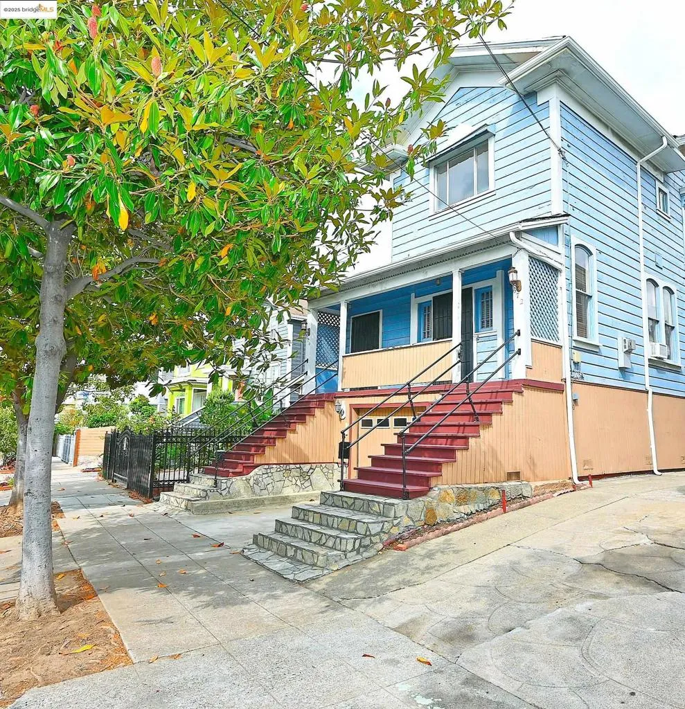 672 33rd St, Oakland, California 94609 home-pic-2