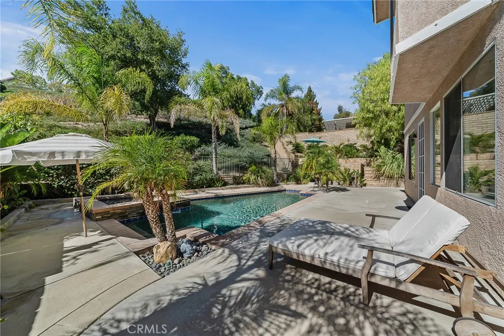 29027 Raintree, Saugus, California 91390 home-pic-44