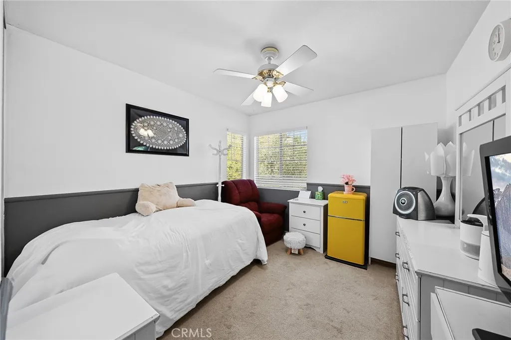 29027 Raintree, Saugus, California 91390 home-pic-35