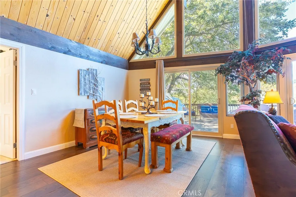 1226 Grass Valley, Lake Arrowhead, California 92352 home-pic-16