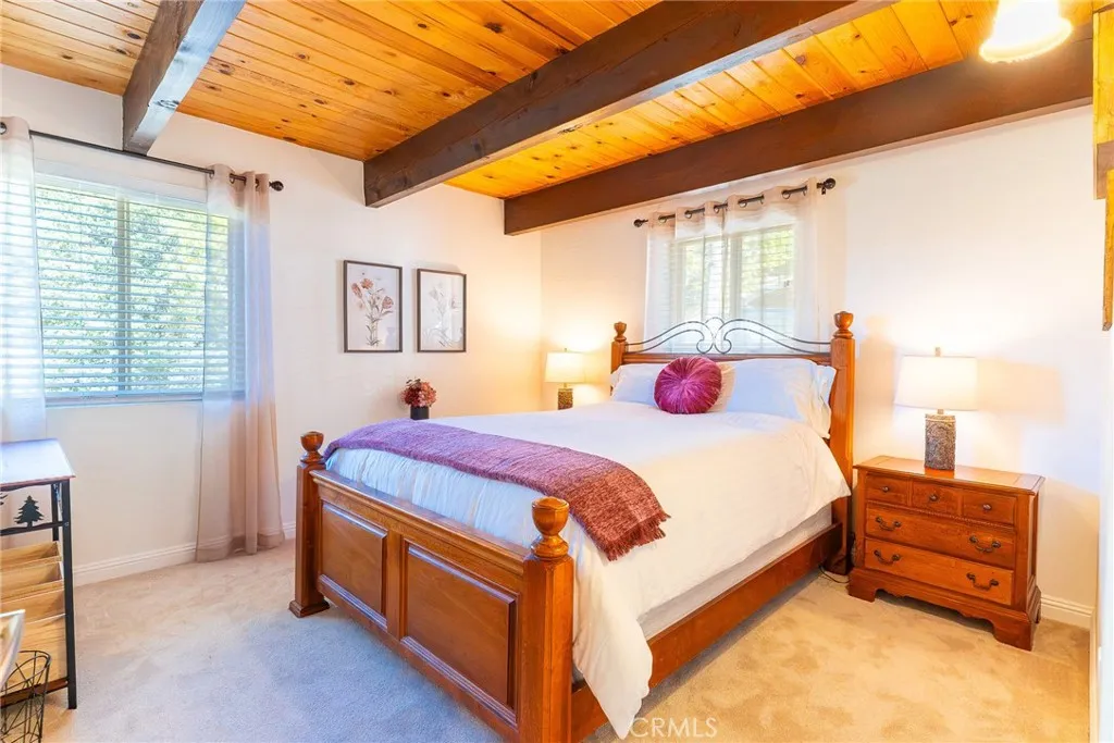 1226 Grass Valley, Lake Arrowhead, California 92352 home-pic-3