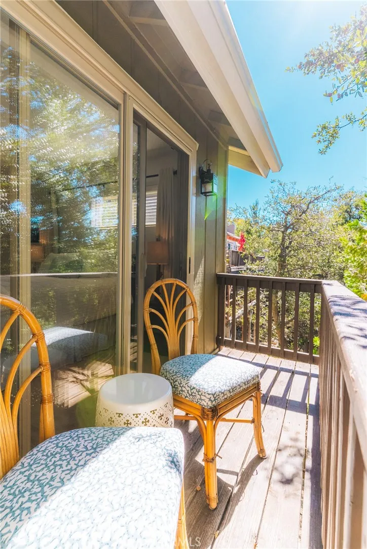 1226 Grass Valley, Lake Arrowhead, California 92352 home-pic-19