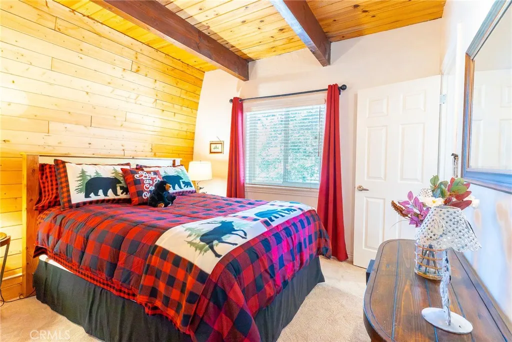 1226 Grass Valley, Lake Arrowhead, California 92352 home-pic-31