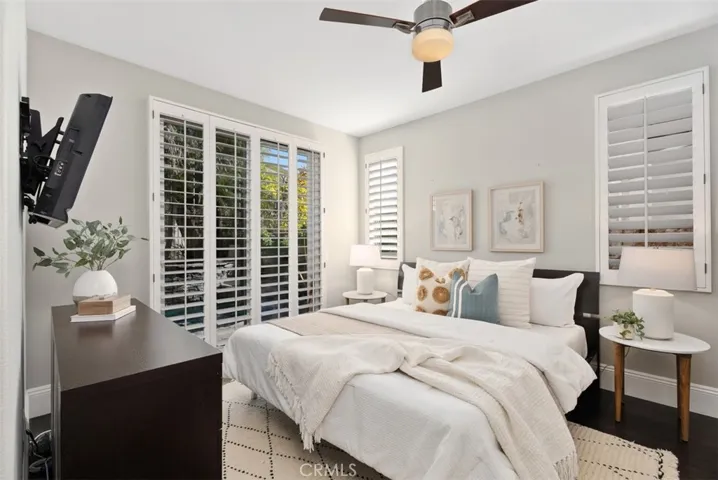 Downstairs bedroom 2 w/ ensuite bathroom