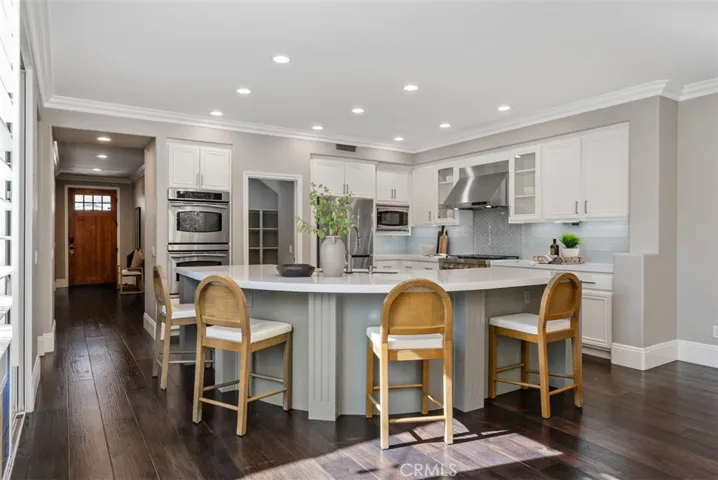 22816 Maiden Lane, Mission Viejo, California 92692