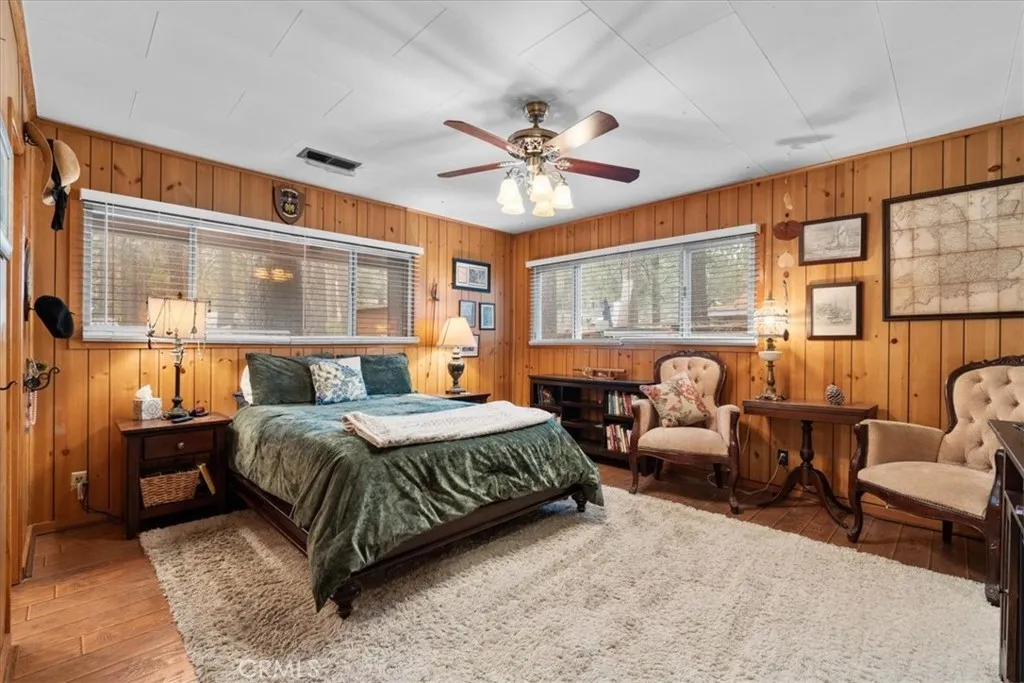 904 E Barker, Big Bear, California 92314 home-pic-14