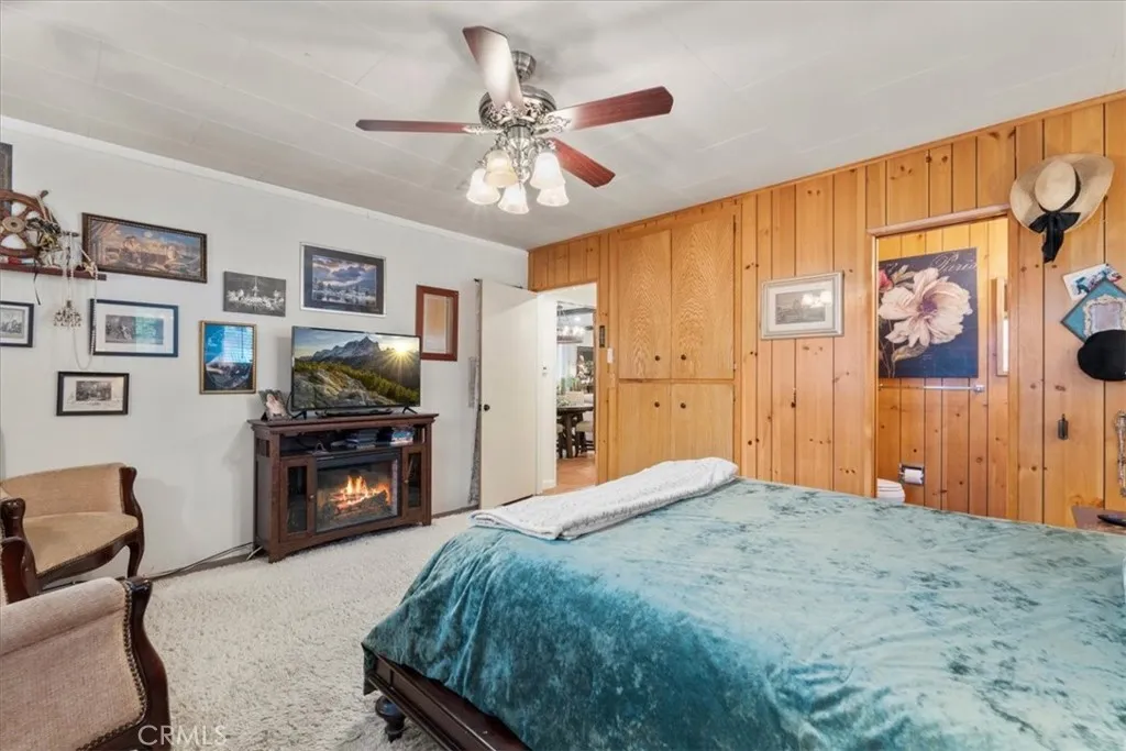 904 E Barker, Big Bear, California 92314 home-pic-15