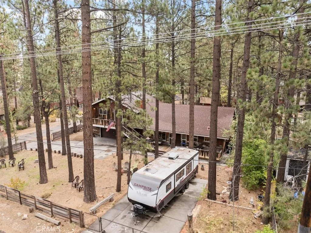 904 E Barker, Big Bear, California 92314 home-pic-40