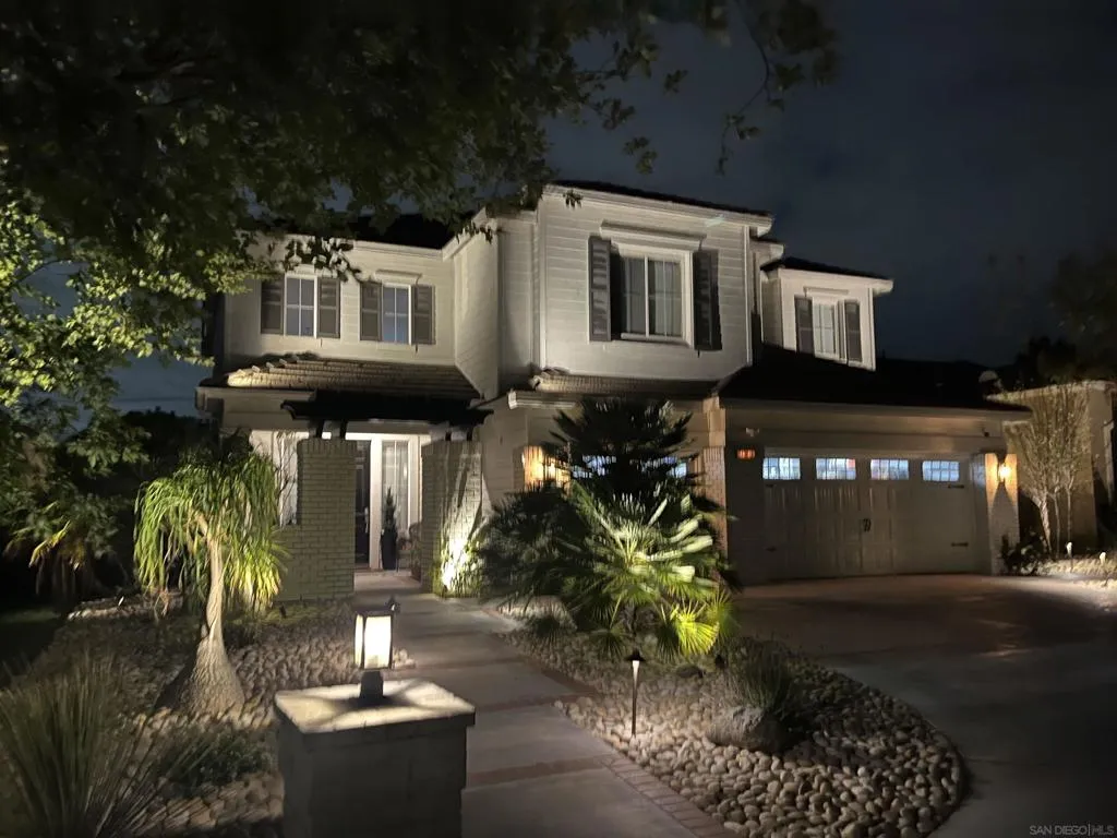 994 N Big Sky Lane, Orange, California 92869 home-pic-2