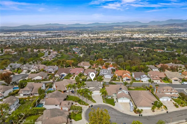 451 S Wishing Well, Anaheim Hills, California 92807
