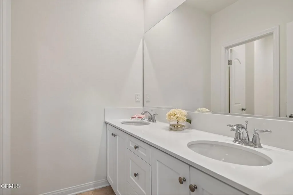 127 Klamath Street, Ventura, California 93001 home-pic-23