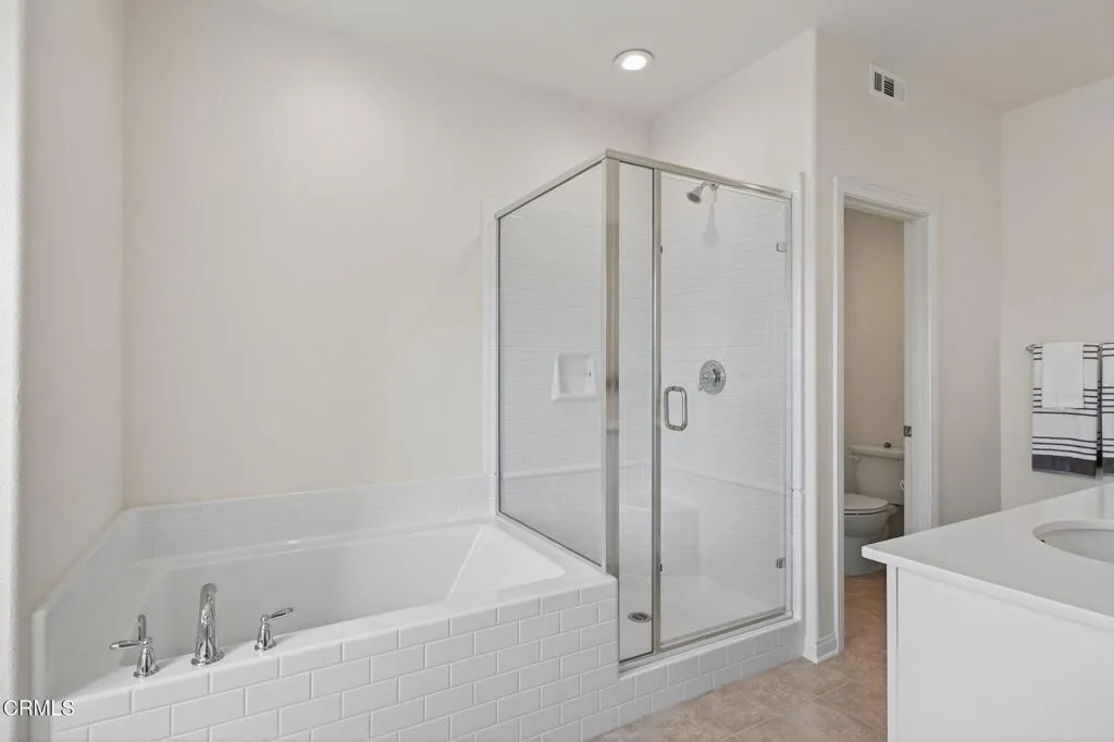127 Klamath Street, Ventura, California 93001 home-pic-16