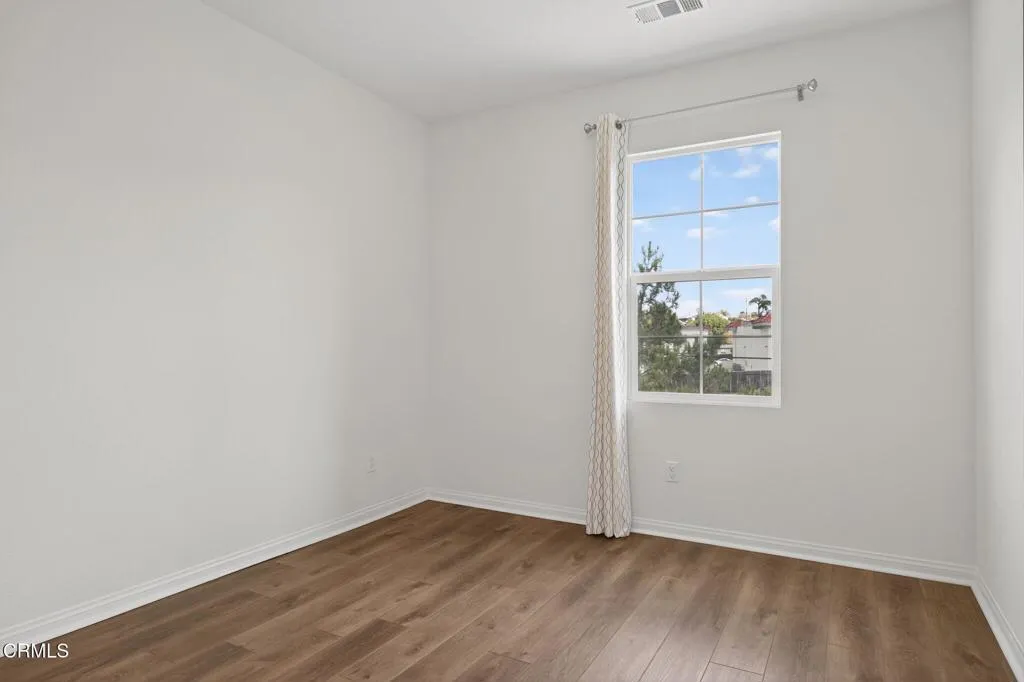 127 Klamath Street, Ventura, California 93001 home-pic-21