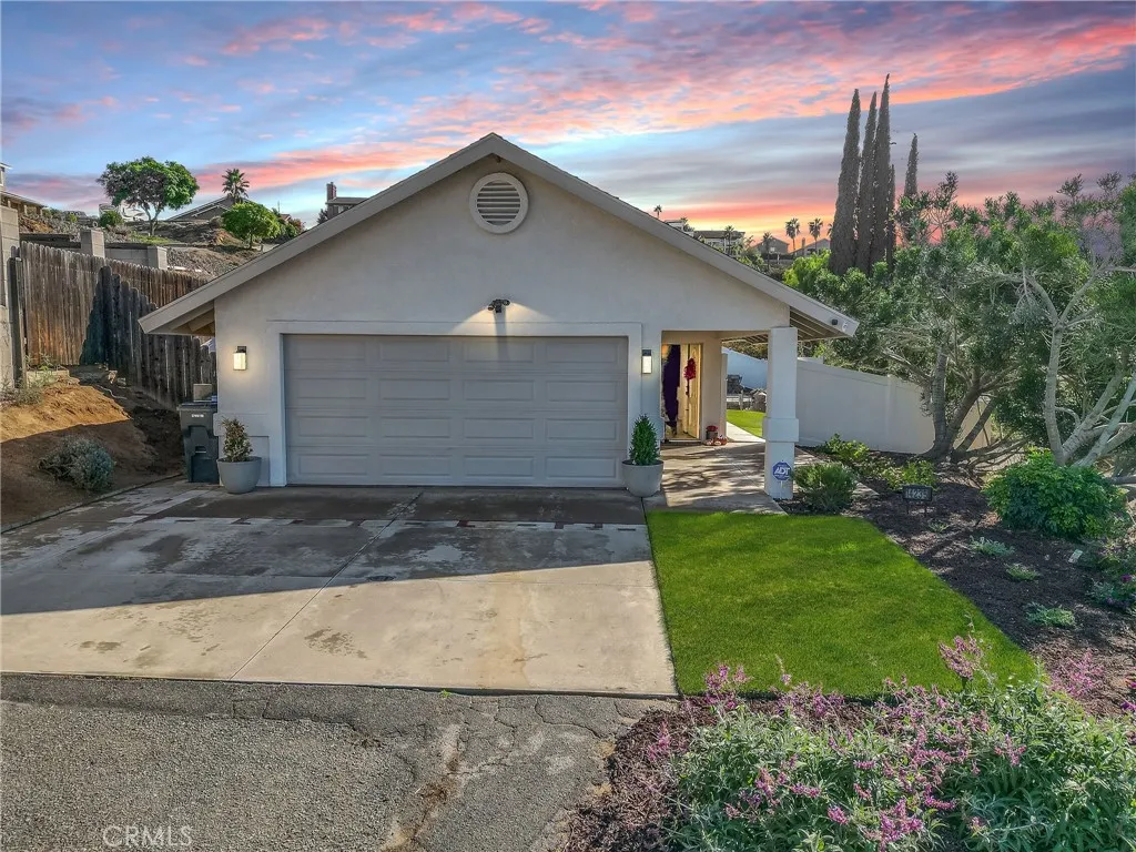 14235 Judy Ann, Riverside, California 92503 home-pic-1