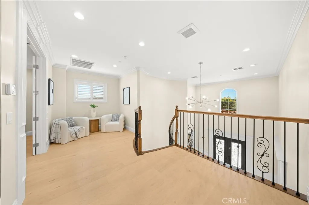 6022 Rowland Avenue, Temple City, California 91780 home-pic-26
