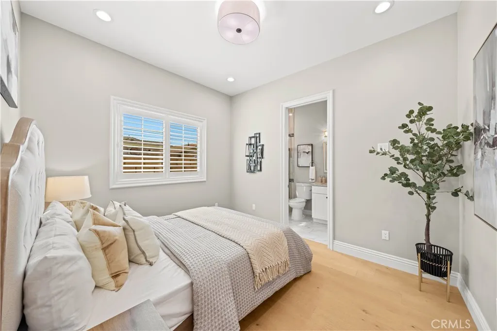 6022 Rowland Avenue, Temple City, California 91780 home-pic-23
