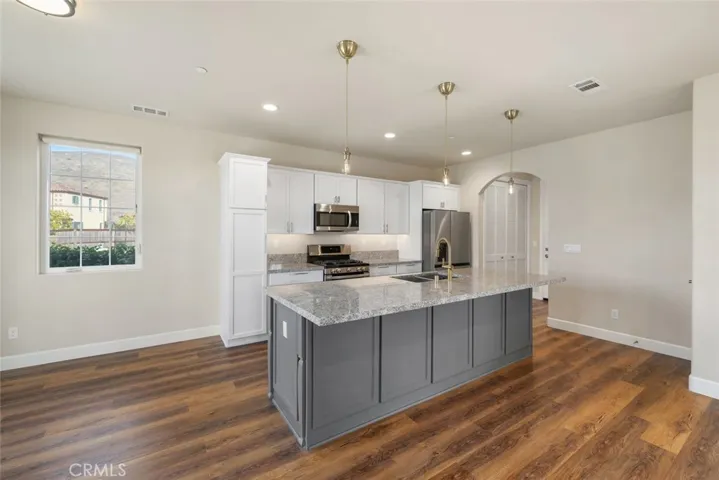3072 Arezzo, San Luis Obispo, California 93401