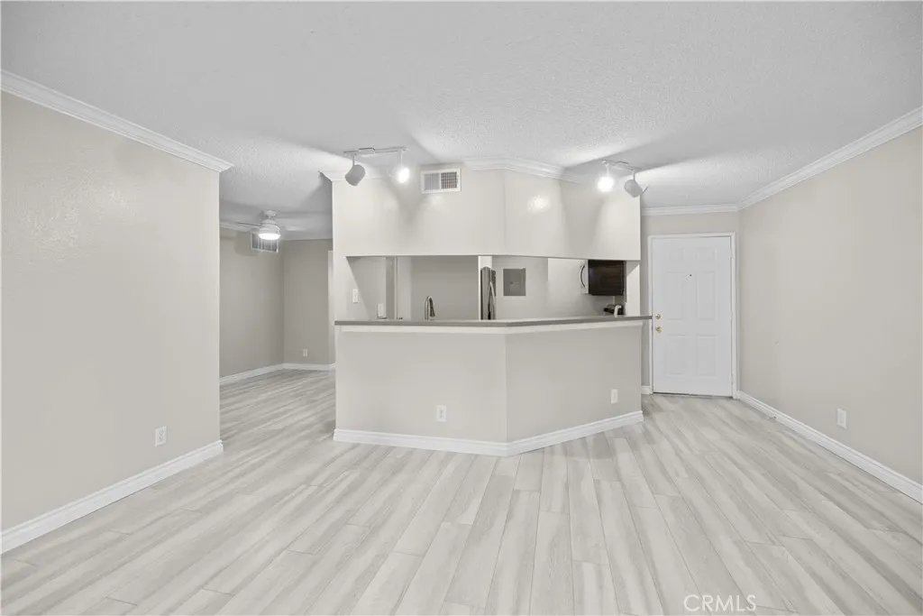 10655 Lemon Avenue 2703, Rancho Cucamonga, California 91737 home-pic-4