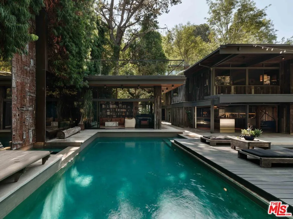 2563 Nichols Canyon Road, Los Angeles, California 90046 home-pic-10