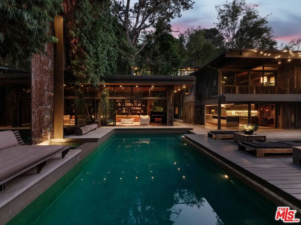 2563 Nichols Canyon Road, Los Angeles, California 90046 home-pic-1
