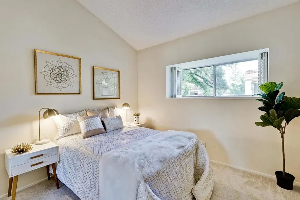 19423 Vineyard Lane, Saratoga, California 95070 home-pic-23