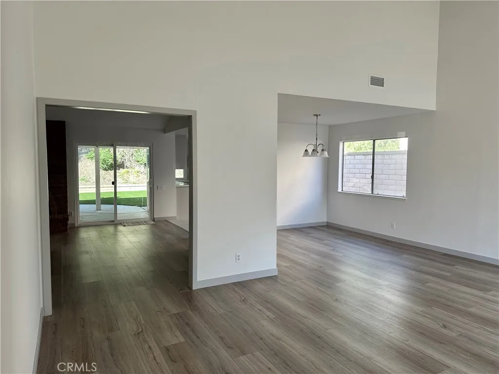 24171 La Pala Lane, Mission Viejo, California 92691 home-pic-2
