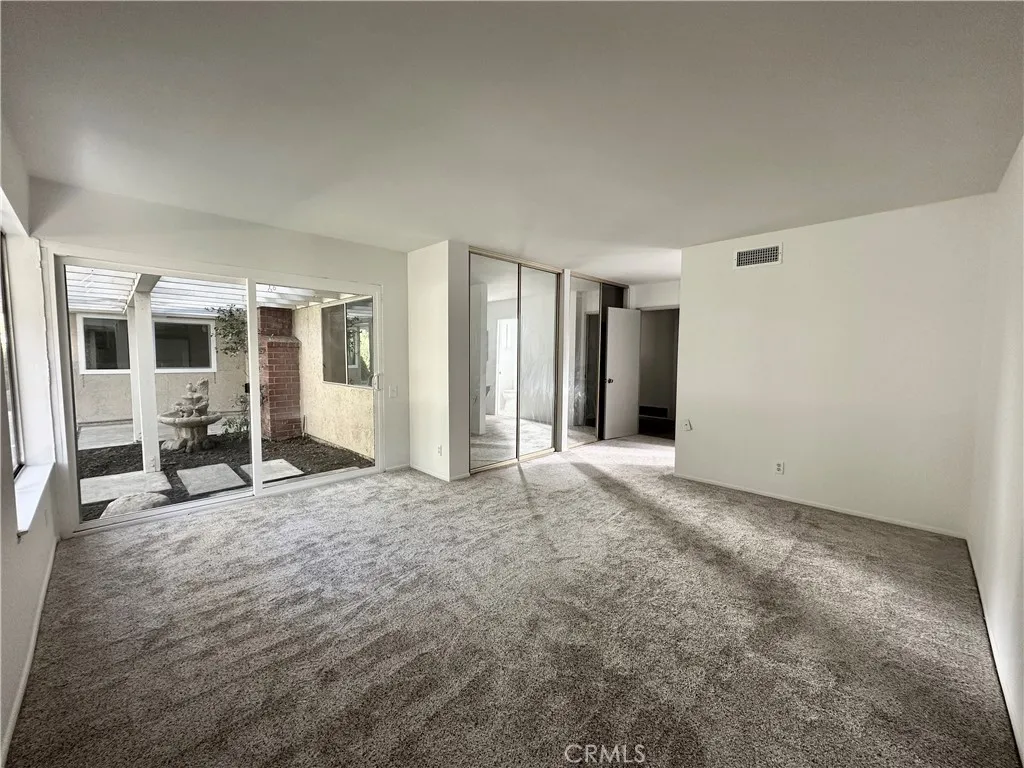 24171 La Pala Lane, Mission Viejo, California 92691 home-pic-22