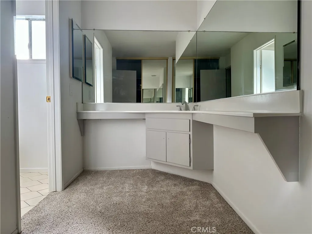 24171 La Pala Lane, Mission Viejo, California 92691 home-pic-23