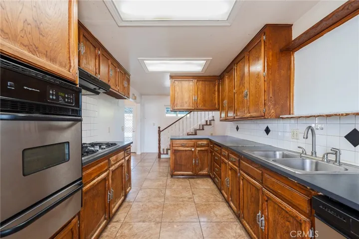 1921 W Clearbrook, Anaheim, California 92804